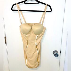 Maidenform 36B Ultra Firm Convertible Slip Underwire Latte FL2304 Shapewear